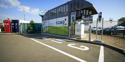 CNG pompe chez Q8